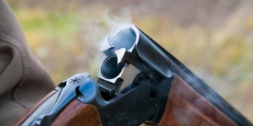 Заробляв на життя: на Тернопільщині військовий пенсіонер збував зброю