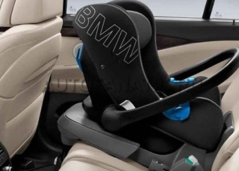 У Тернополі дитину, яка потрапила у ДТП, від серйозних травм врятувало автокрісло