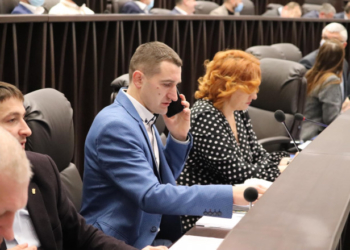 Депутати обласної ради звертаються до Верховної Ради України звільнити Міністра освіти і науки