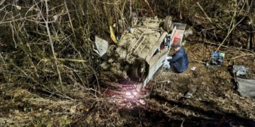 Поблизу Тернополя авто злетіло у прірву: в салоні була дитина (Фото)