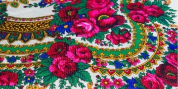 Тернополянок просять долучитися до модного флешмобу #УкраїнськаХустка