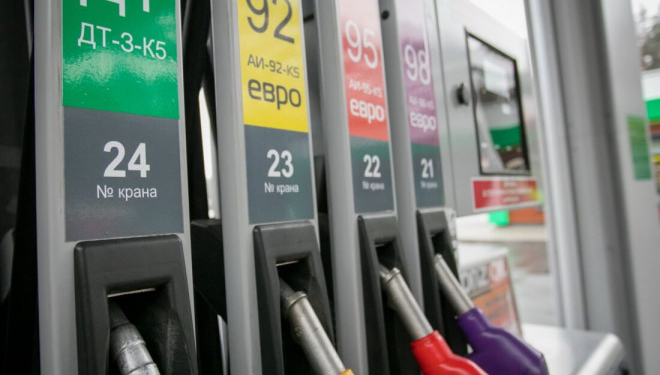 Гроші для швидкої: чому прокуратура Тернопільщини зайнялася розслідуванням щодо пального для авто екстренної служби?