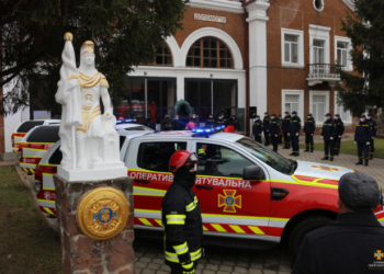 Три райони Тернопільщини з новими авто