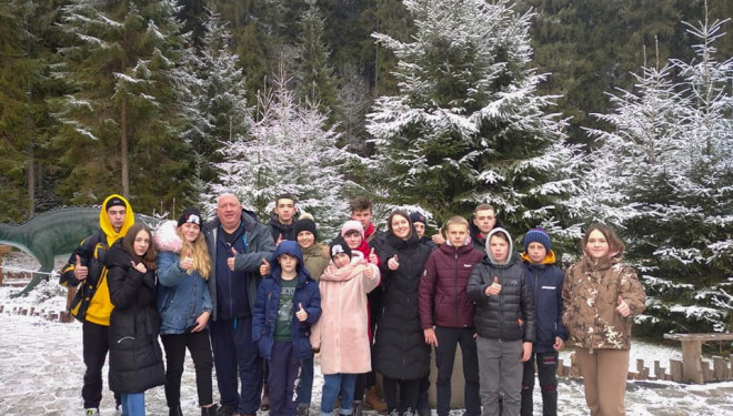 На відпочинок у Карпати вирушили діти тернопільських учасників бойових дій на Сході України