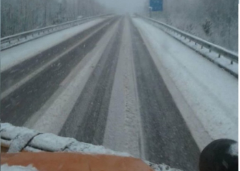 Дороги Тернопільщини активно розчищають від снігу