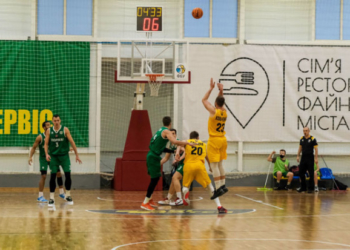Тернопільські баскетболісти вчергове здобули перемогу