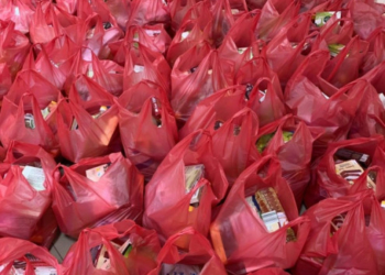 Одинокі жителі Тернопільської громади отримали продуктові набори