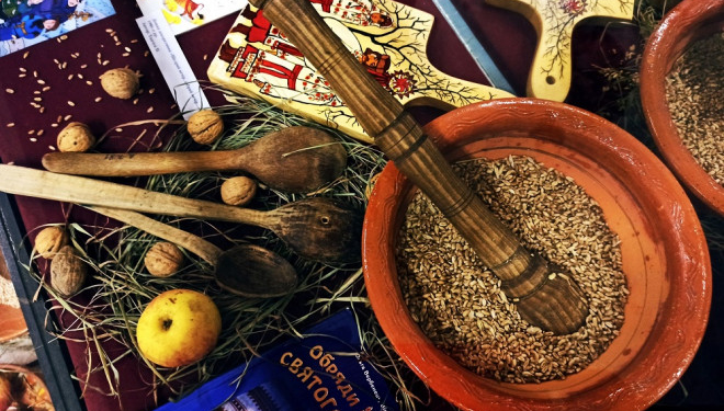 «Щедрівка й коляда в нашу хату загляда…»: у Тернополі запрацювала тематична виставка