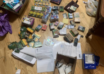 На Тернопільщині викрили осіб, що збували паливні картки і талони