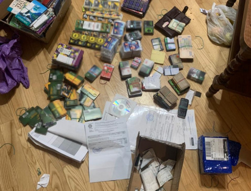 На Тернопільщині викрили осіб, що збували паливні картки і талони