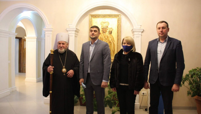 Віктор Устенко привітав Митрополита Василія Семенюка з тезоіменинами