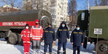 У тернопільському парку продовжує працювати мобільний пункт обігріву