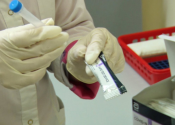 Тернопільщина отримала партію швидких тестів на COVID-19