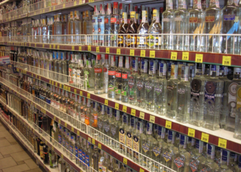 Мешканець Тернополя купив алкоголь “з майбутнього”