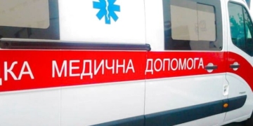 У Тернополі під колеса швидкої попав школяр