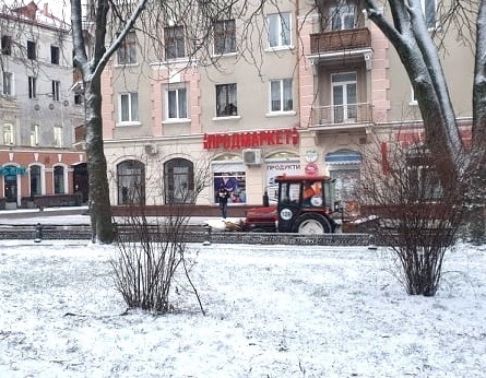 У Тернополі цілу ніч комунальники розчищали місто