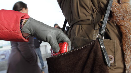 У Тернополі обкрадали людей на ринку