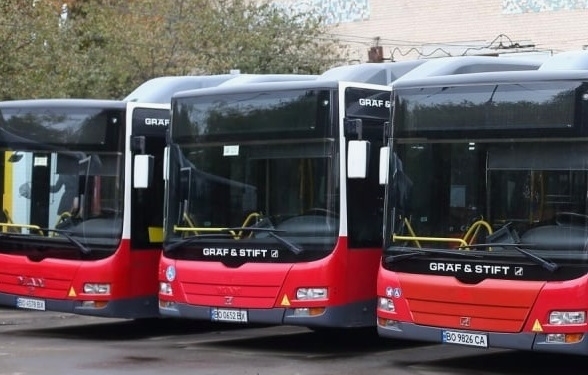 Тернопіль закупить ще 15 великих низькопідлогових автобусів