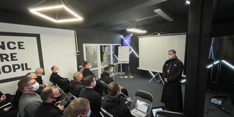 У Тернополі відбулася зустріч молодих священників