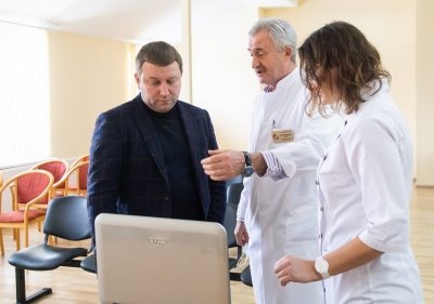 Сім сучасних УЗД-апаратів отримали лікарні Тернопільщини