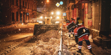 Як Тернопіль бореться зі сніговою негодою