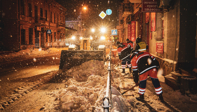 Як Тернопіль бореться зі сніговою негодою