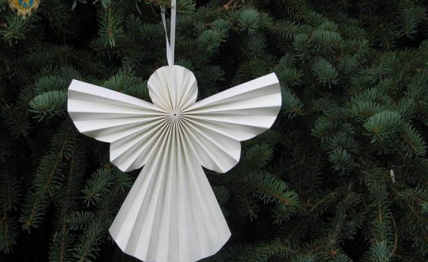 Маленькі тернополяни створили понад тисячу паперових фігурок до Дня пам’яті Героїв Небесної Сотні