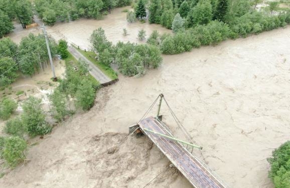 Різке потепління: чи очікувати на Тернопільщині весняну повінь?
