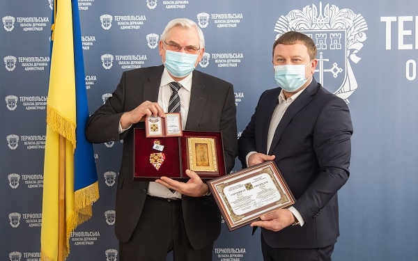 У Тернополі вручили нагороду благодійнику із Німеччини