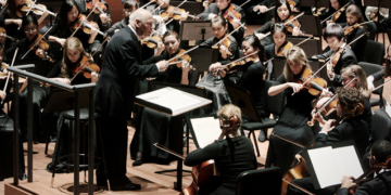 У Тернополі усіх охочих навчають музичному мистецтву