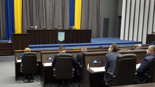 Тариф на тепло, аеропорт, заборонені телеканали: що обговорювали на сесії Тернопільської облради