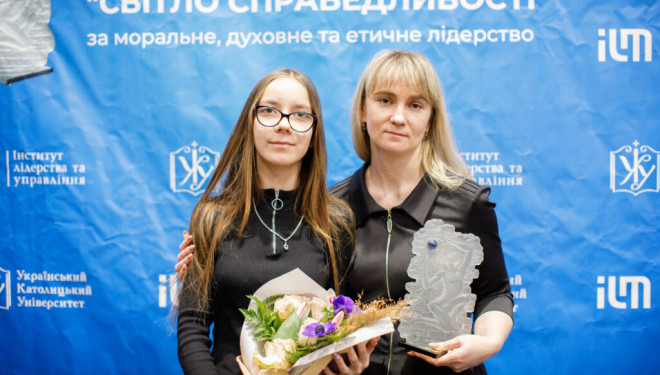 Вперше посмертно, лікар з Тернопільщини став лауреатом престижної премії ” Світло Справедливості”