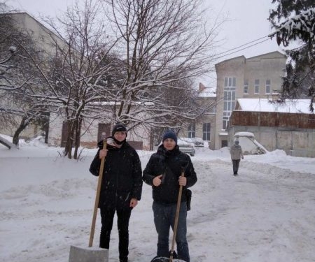 Гідний приклад: у Тернополі волонтери показали, як можна змінювати місто-починаючи із себе