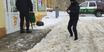 У Тернополі почали штрафувати за неналежне прибирання територій від снігу