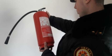 На Тернопільщині рятувальники проводять перевірки у будинках для літніх людей та інвалідів