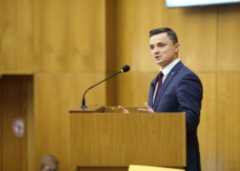 Михайло Головко: «Друга сесія Тернопільської обласної ради ухвалила важливі рішення щодо відновлення роботи аеропорту в Тернополі»