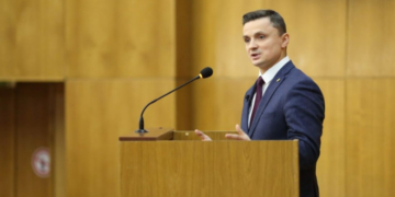 Михайло Головко: «Друга сесія Тернопільської обласної ради ухвалила важливі рішення щодо відновлення роботи аеропорту в Тернополі»