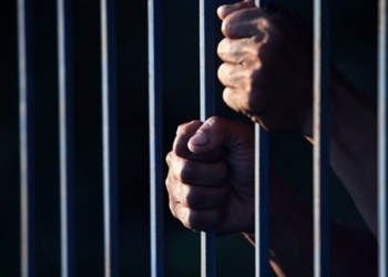 У Тернополі через пляшку віскі чоловік може сісти у тюрму