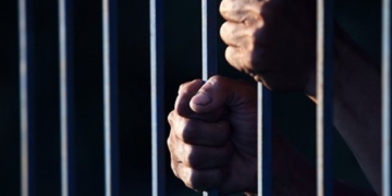 У Тернополі через пляшку віскі чоловік може сісти у тюрму