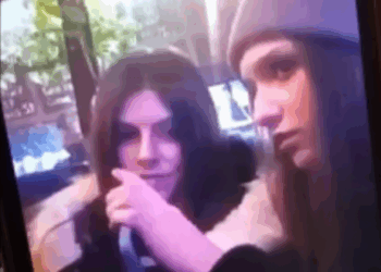 Оприлюднено відео, на якому неповнолітня жителька Тернопільщини знущається над ровесницею (Відео)