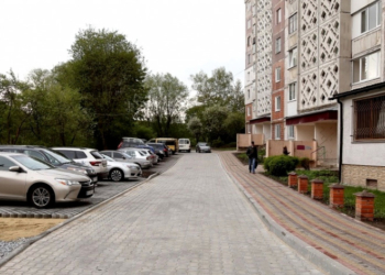 У Тернополі продовжуватимуть ремонтувати прибудинкові території: перелік адрес