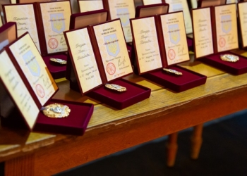 На Тернопільщині відзначили нагородами “Матерів-героїнь”