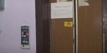 У Тернополі жителі багатоповерхівки замурували ліфт (Відео)