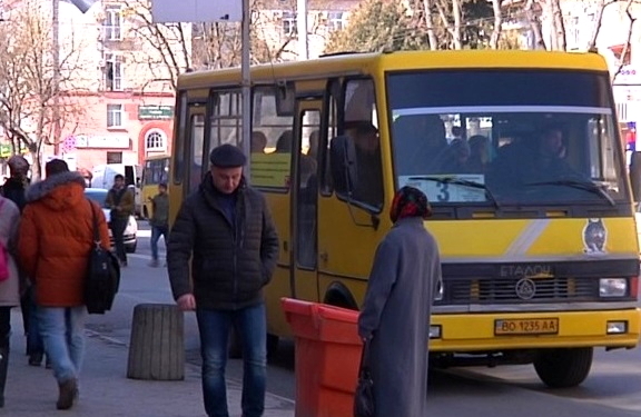 У Тернополі запрацювали нові правила перевезення людей похилого віку