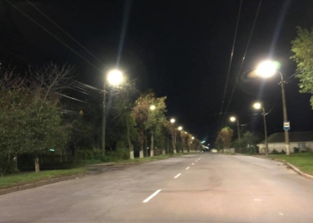 На вулицях Тернополя встановлять сучасне енергоефективне LED-освітлення