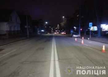 Тернополянка знехтувала пішохідним переходом і потрапила під колеса авто