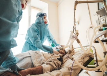 У Тернополі страхують медиків