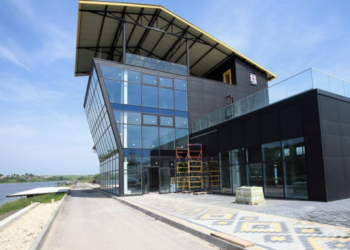 У Тернополі виділили частину коштів на завершення будівництва найбільшої водної арени країни