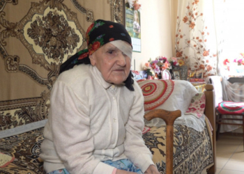 На Тернопільщині вакцинували 99 –річну жінку