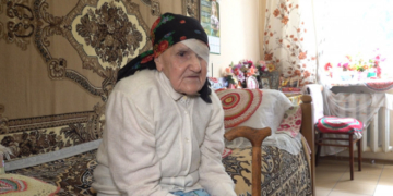 На Тернопільщині вакцинували 99 –річну жінку